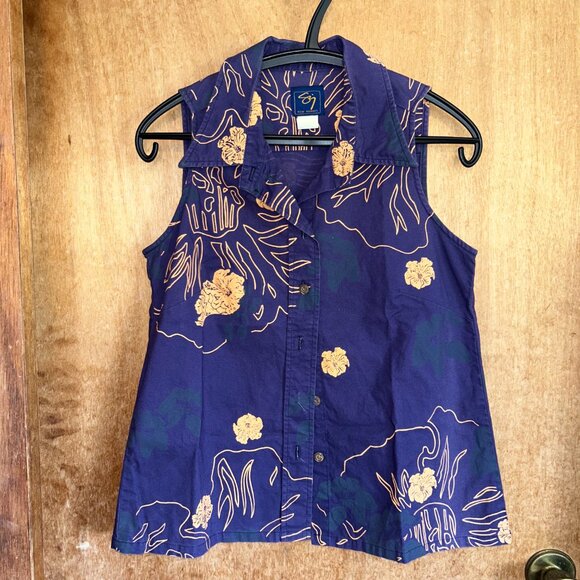 Sig Zane womanʻs sleeveless tops (2) XS - Picture 7 of 12